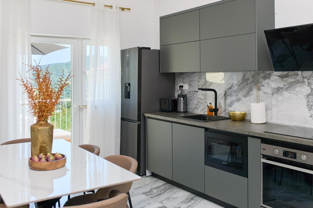 Luxury Penthouse Avalon Apartment Кавтат Екстериор снимка