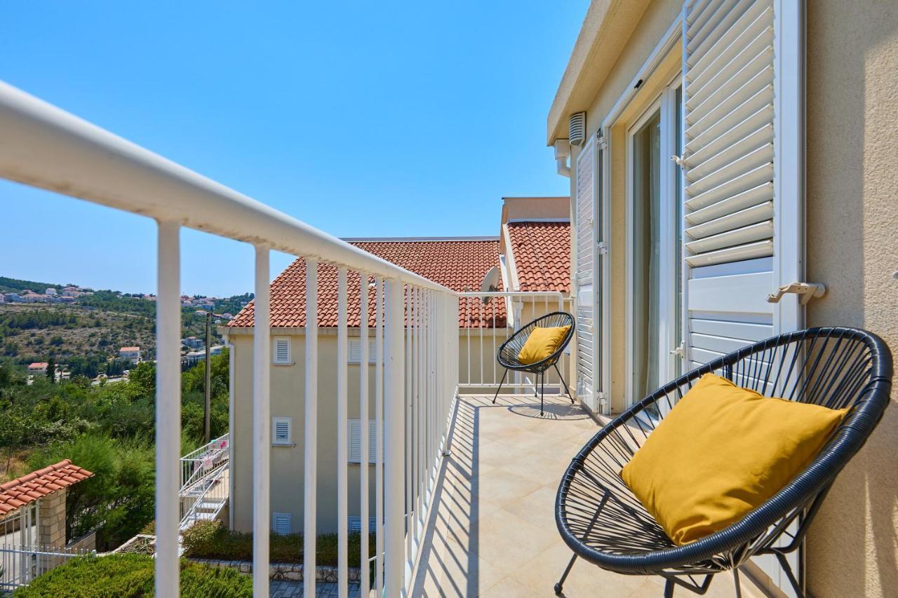 Luxury Penthouse Avalon Apartment Кавтат Екстериор снимка